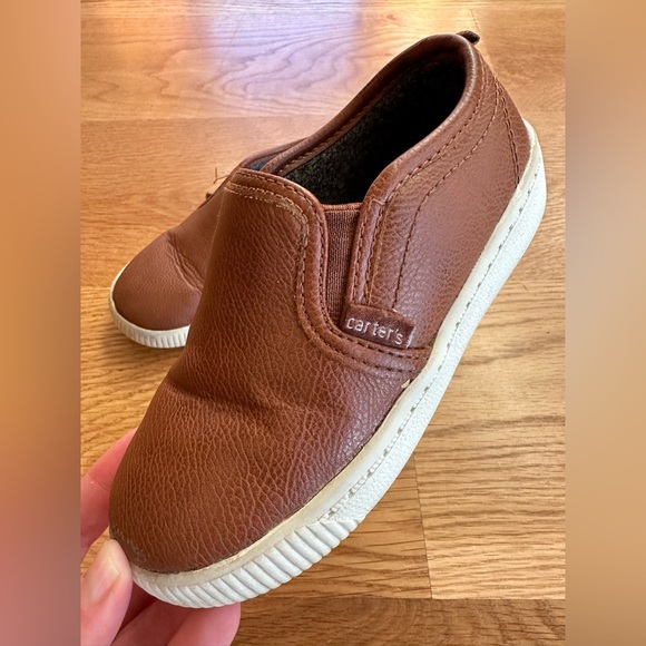 Carters slip on toddler boys shoes - Picture 2 of 7